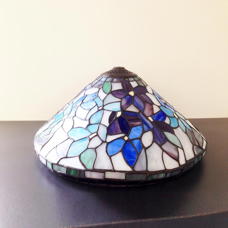 Lampenschirm Altmessing Tiffany Glas echte Handarbeit ø 43